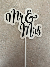 Cake Topper Mr & Mrs #210TH