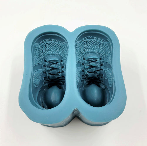 SILICONE MOLD 3D SNEAKERS APPROX. 3