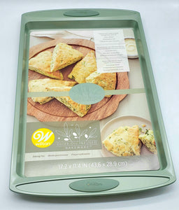 OLIVE OIL INFUSED 17.2" x 11.4" x 1" HIGH BAKING SHEET