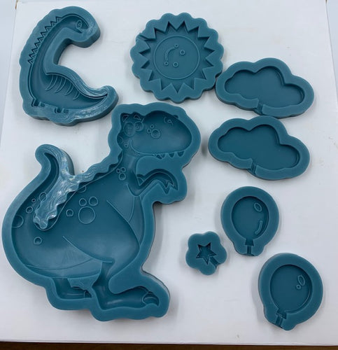 SILICONE MOLD SET DINOSAUR 1 8PC