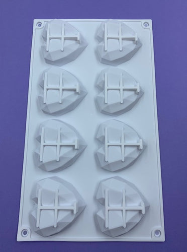 SILICONE MOUSSE 8CAVITY GEOMETRIC HEARTS APPROX. 2.75