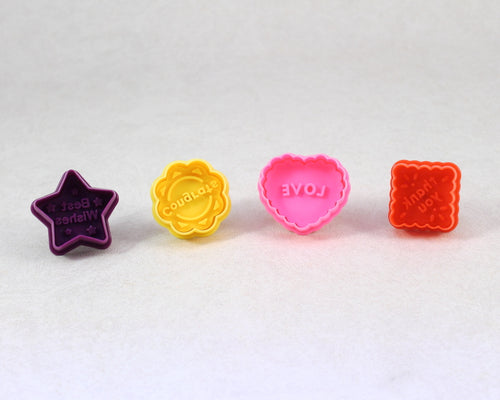 COOKIE CUTTER MESSAGE SMALL 4PC