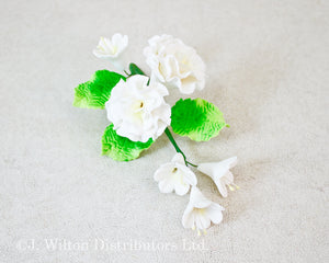 FLOWER SPRAY SMALL 5"x5"- WHITE