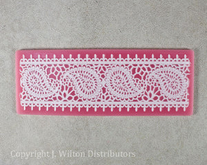 SILICONE LACE MAT 7.5"x3" BAROQUE